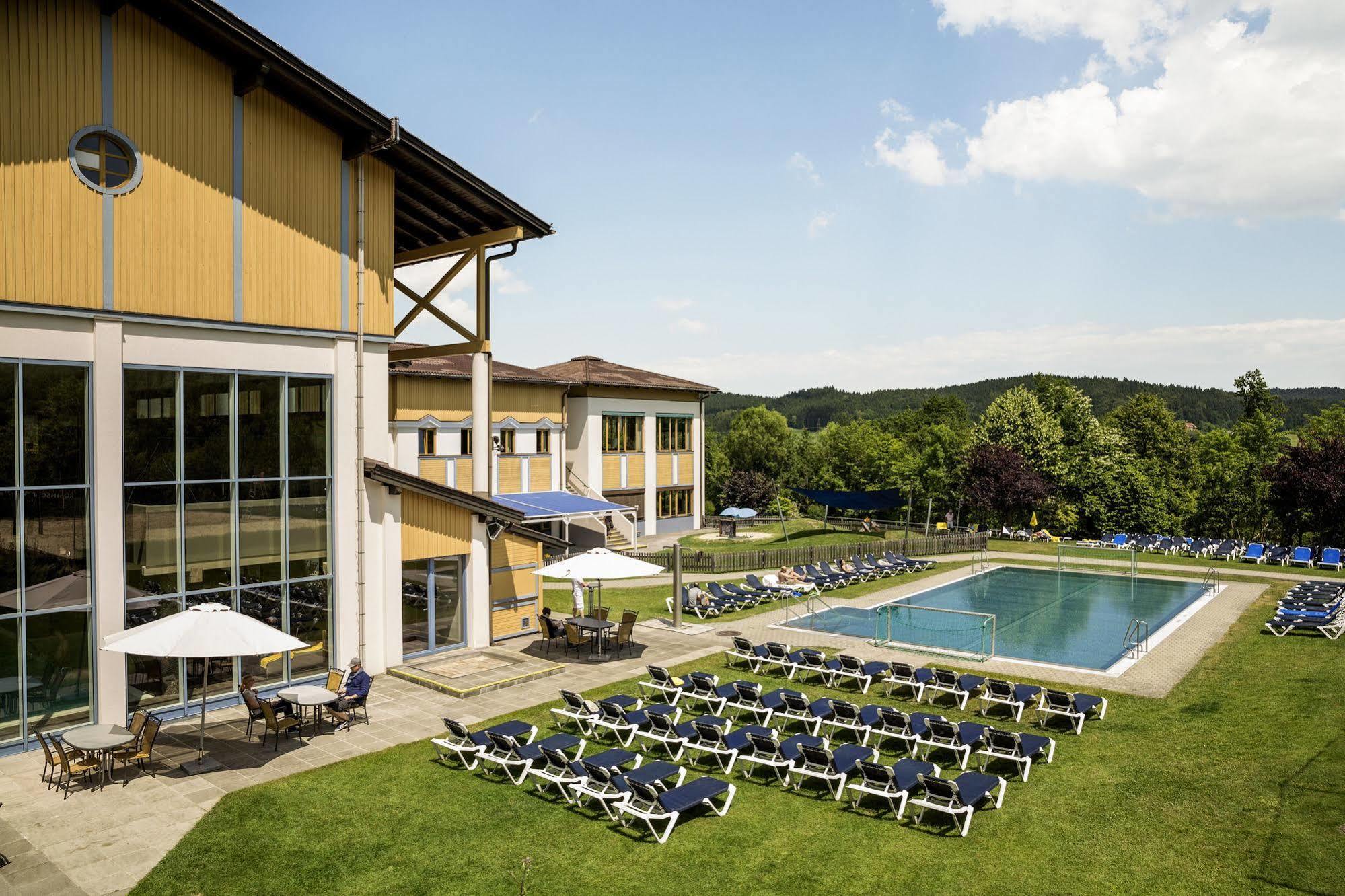 Aldiana Club Ampflwang Hotel Ampflwang im Hausruckwald Kültér fotó
