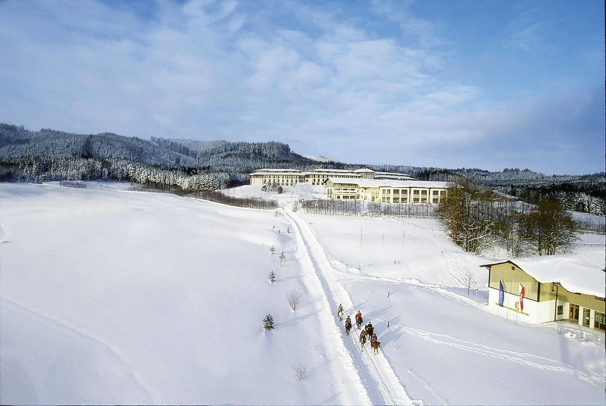 Aldiana Club Ampflwang Hotel Ampflwang im Hausruckwald Kültér fotó